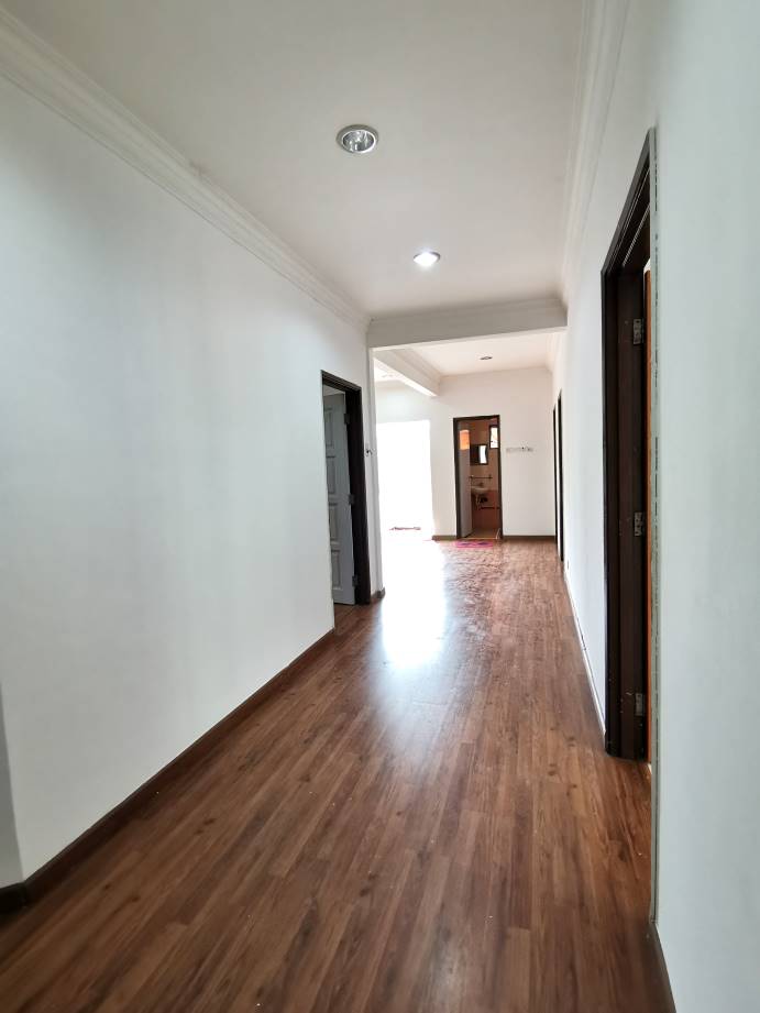 Mike Mahkota Corner Unit - photo 12
