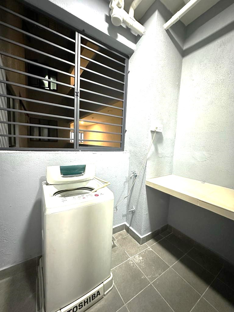 Majestic Maxim JIMMY RENTED - photo 5