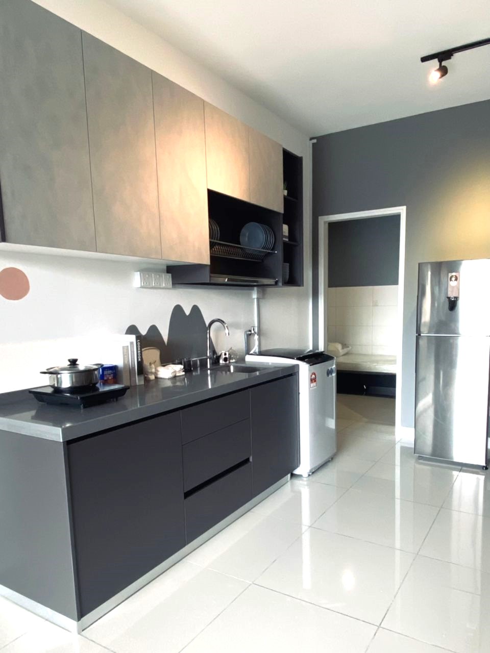 Riana South Emily Kitchen FEMALE - photo 6