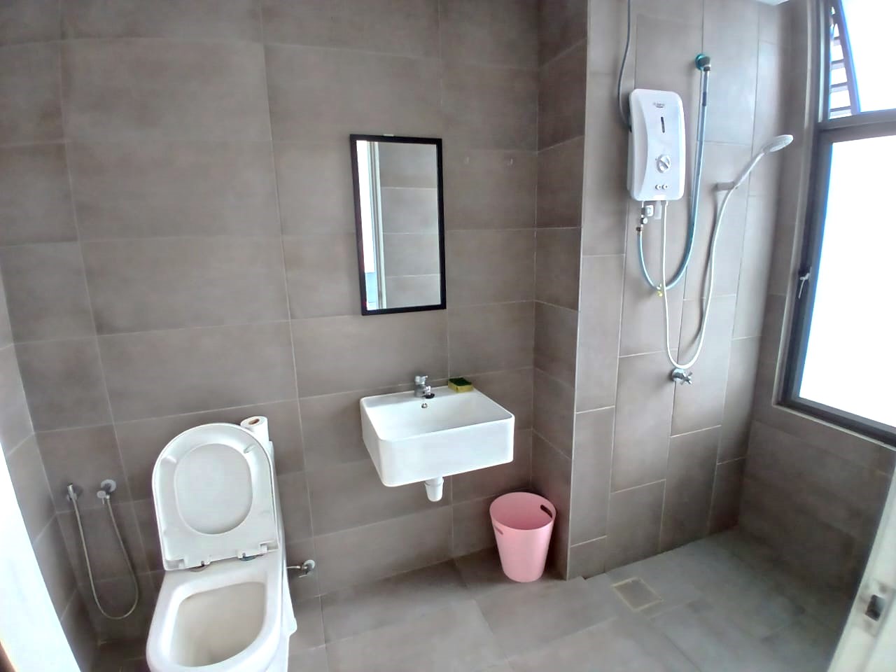 Riana South - photo 12