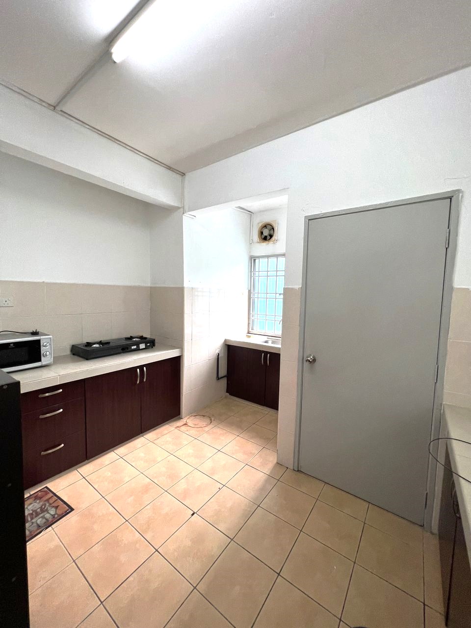 Angkasa Condominiums NEED COBROKE - photo 2