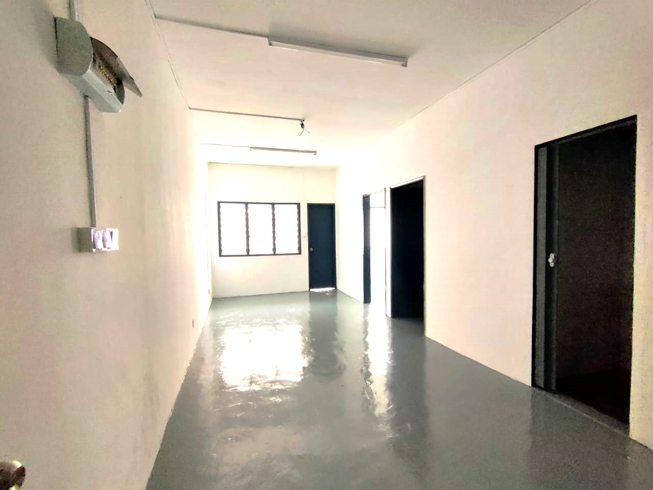Lembah Maju Flat - photo 2