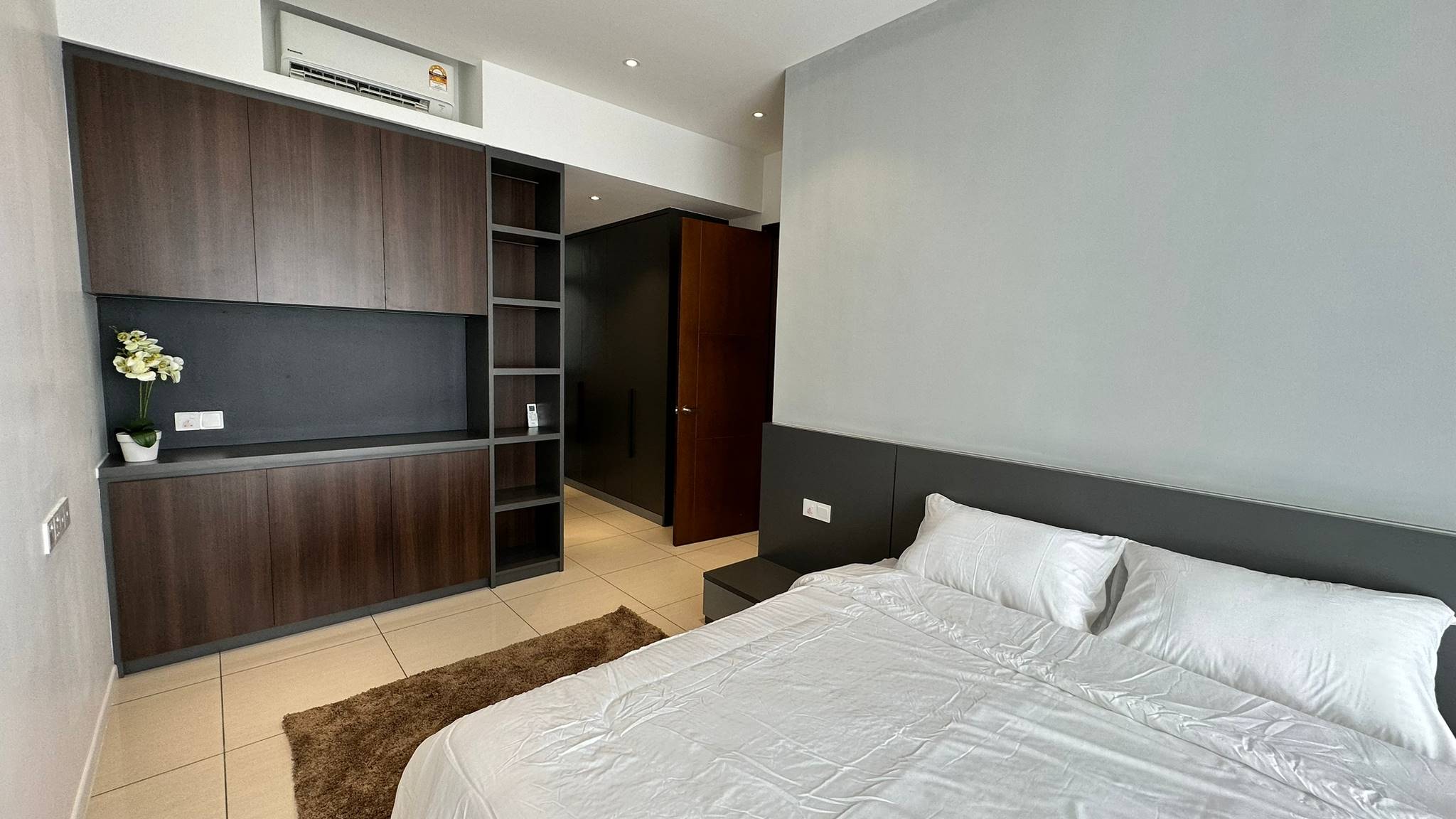 Queens Residence, Q2 - photo 2
