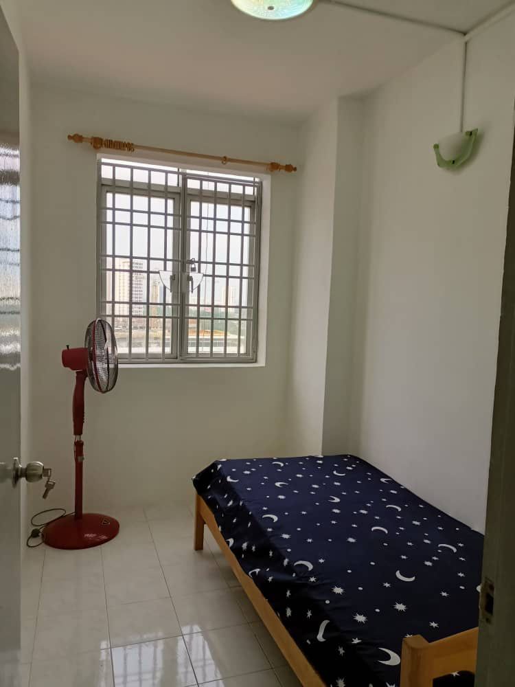 Century Park, RM 1300 - photo 7