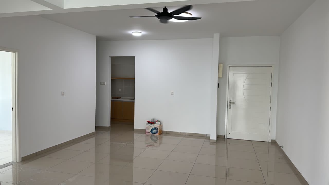 Arena Residence, 1600pm - photo 2