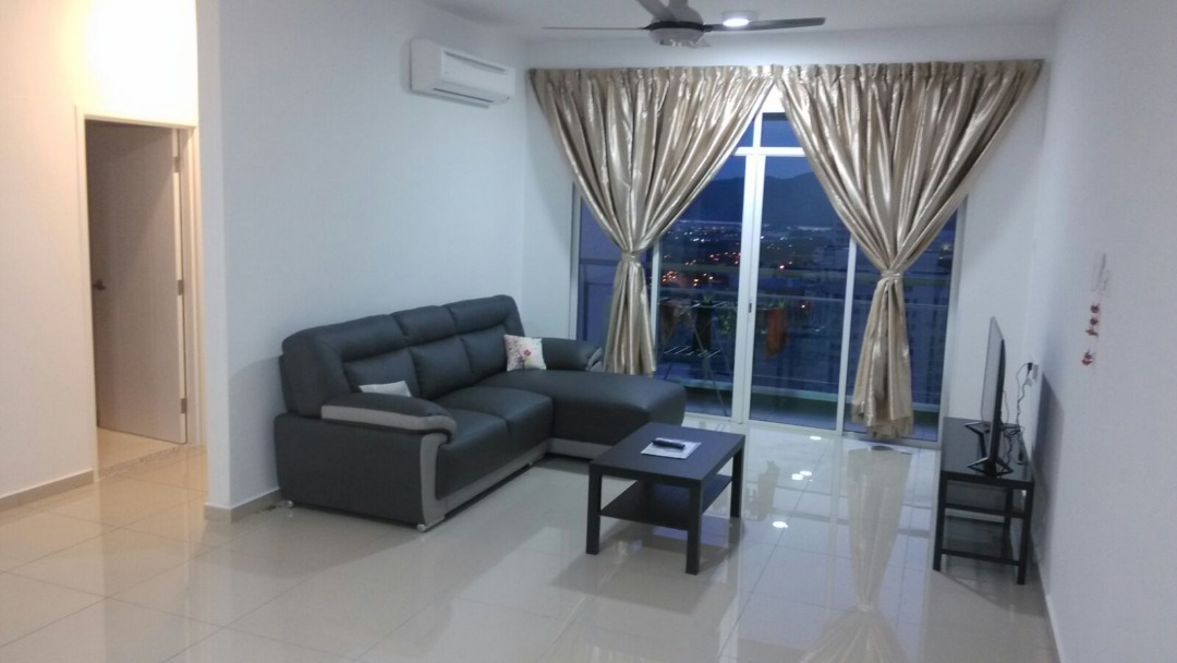 Arena Residence, 2200pm - photo 2