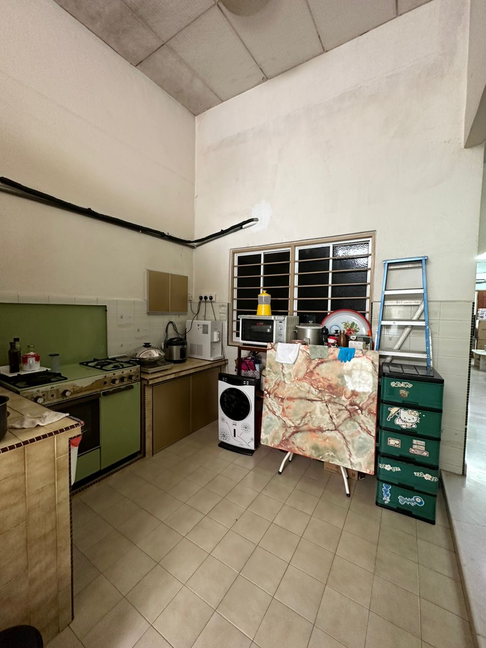 Single Storey Terrace Island Glades, RM 900k - photo 8