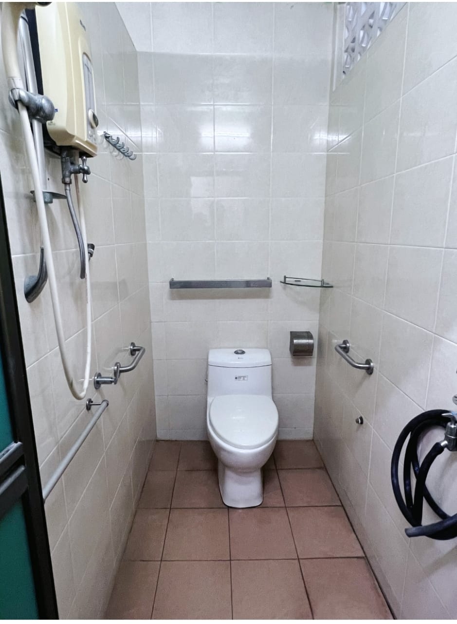 Lebuh Batu Maung, 670k - photo 3