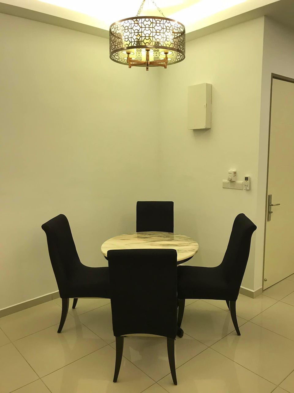 Solaria, RM 2000 - photo 3