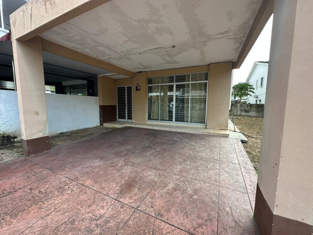 Alma Ria, Semi D, RM 1800 - photo 2