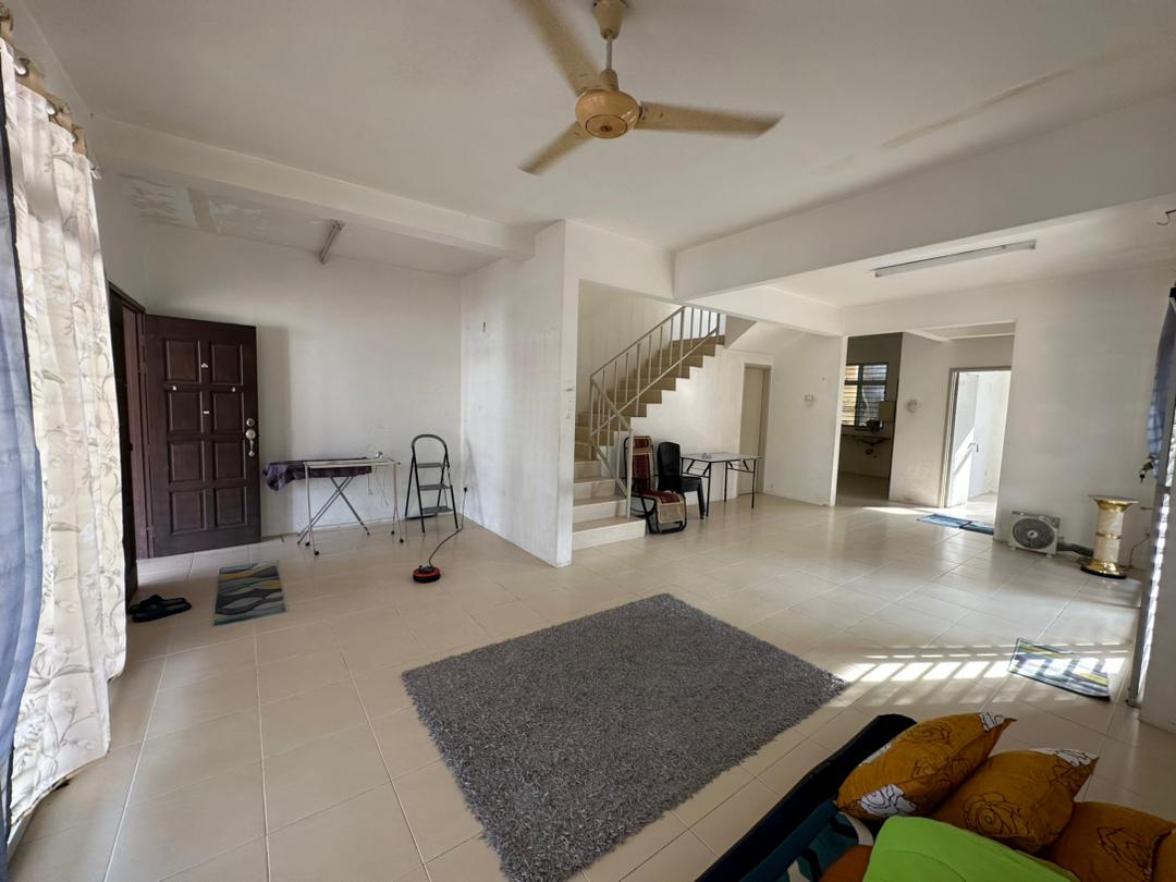 Alma Ria, Semi D, RM 1800 - photo 6