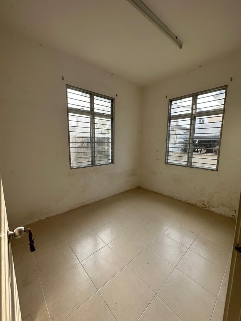 Alma Ria, Semi D, RM 1800 - photo 11