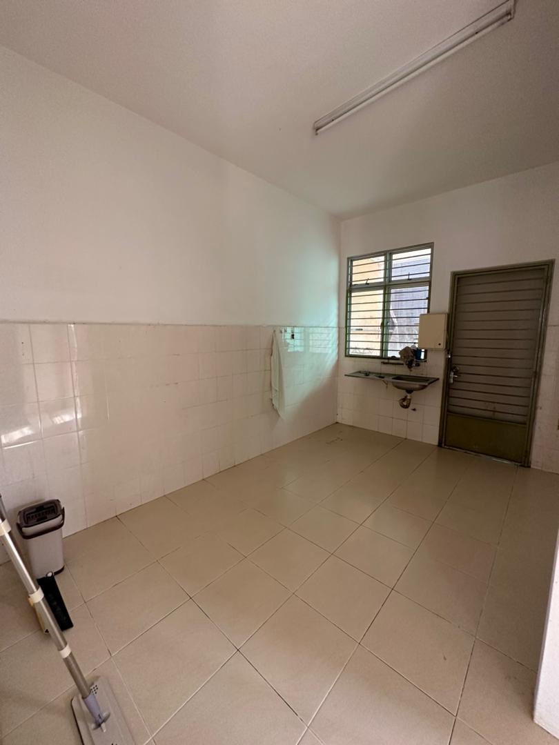 Alma Ria, Semi D, RM 1800 - photo 12