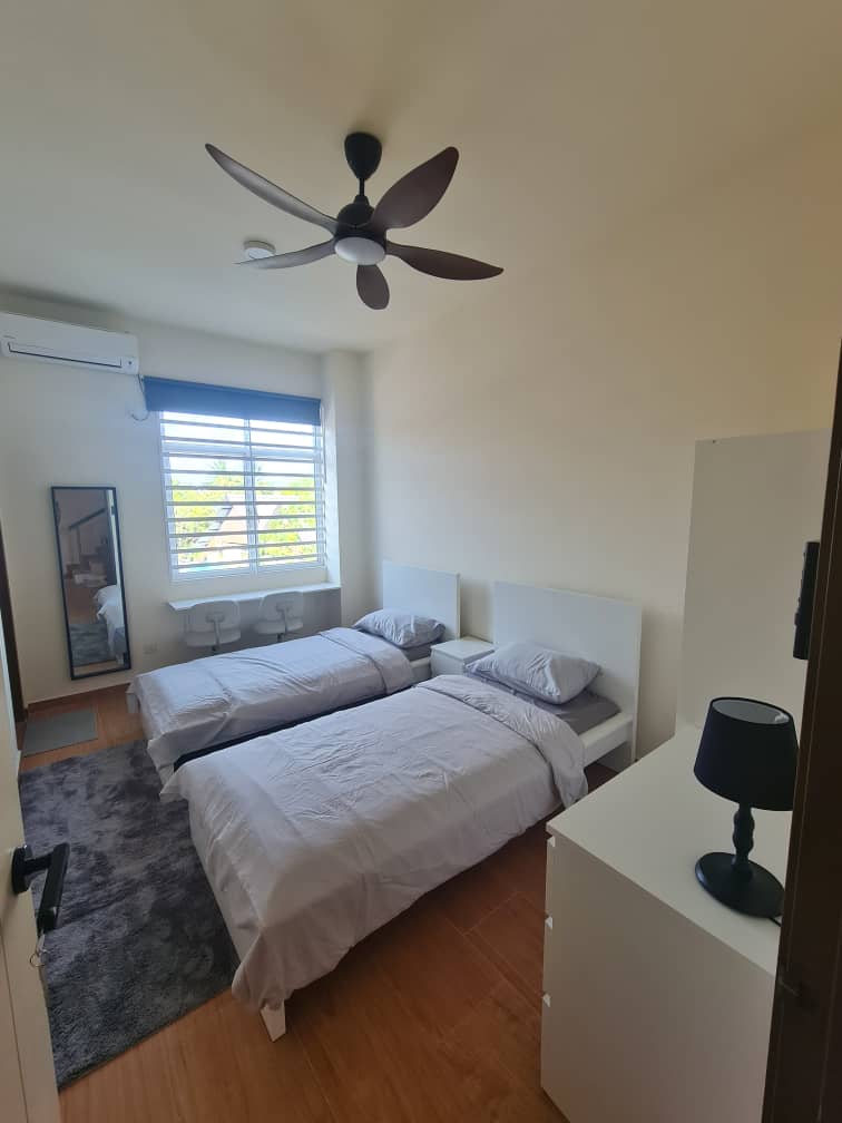 Halaman Batu Uban, RM 5000 - photo 6