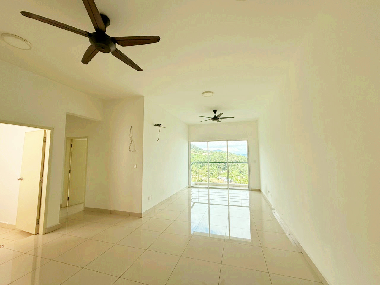 Orchard Ville, RM 1400 - photo 2