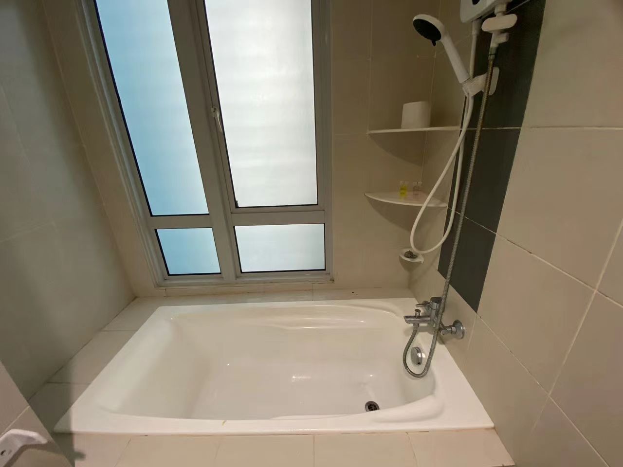 The Peak, RM 1600 - photo 3