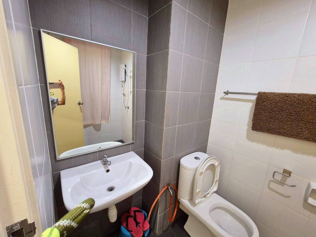 Summerskye, RM 1300 studio - photo 2