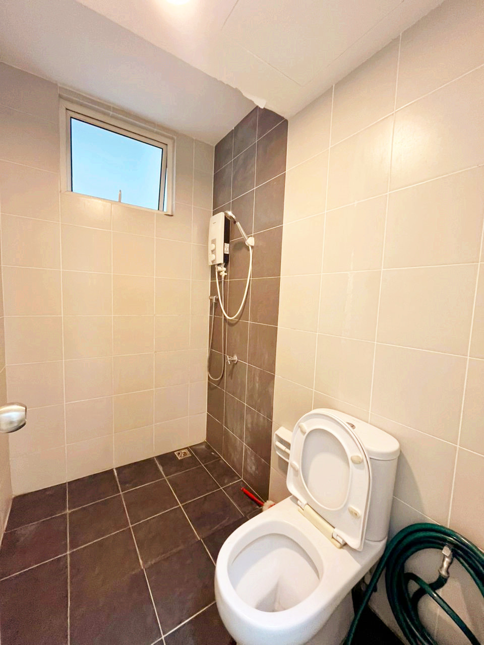 Arena Residence, 2100pm - photo 7