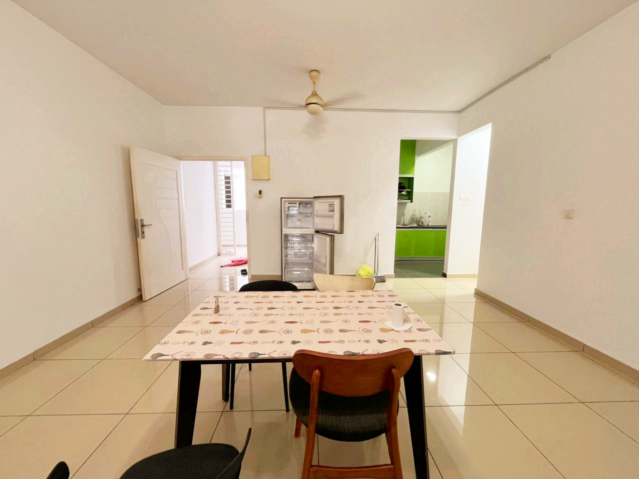 Arena Residence, 2100pm - photo 10