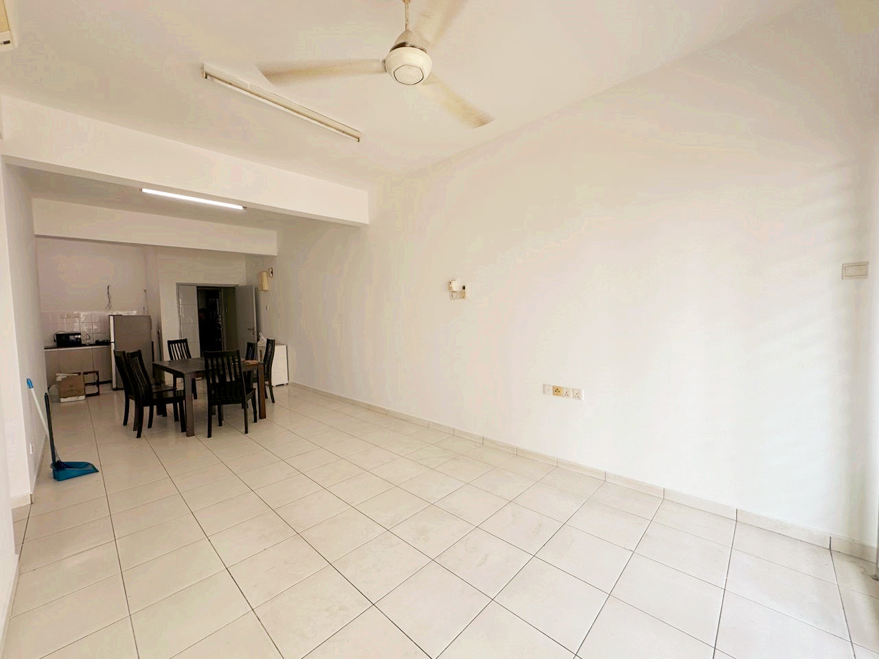Golden Triangle, RM 1800 - photo 3