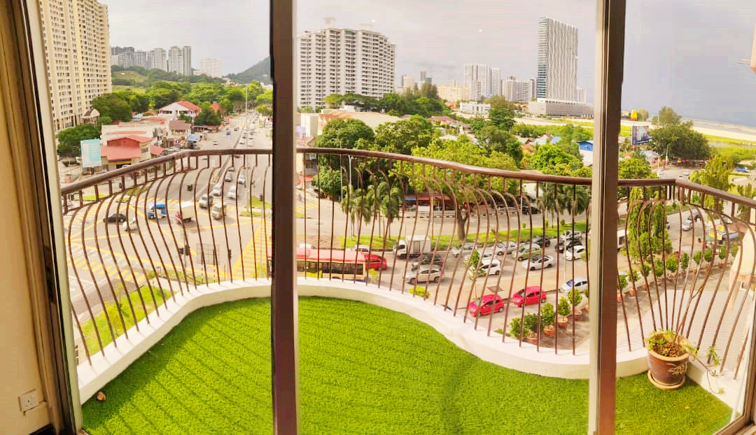 Sunrise Tower, RM 2500 - photo 3