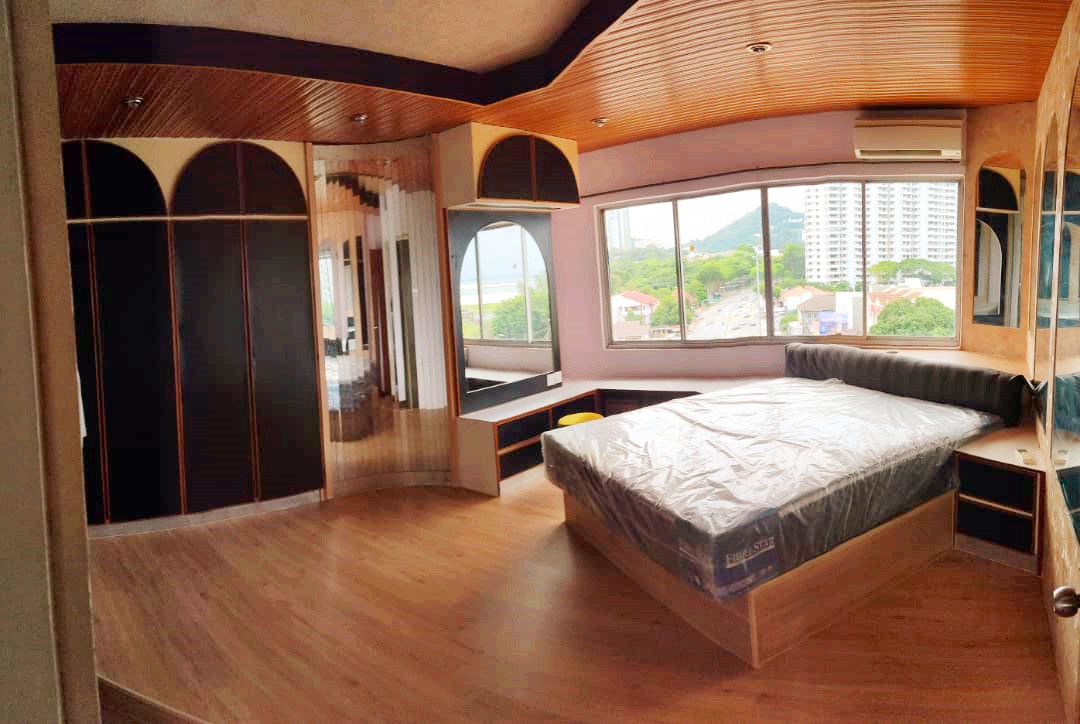 Sunrise Tower, RM 2500 - photo 4