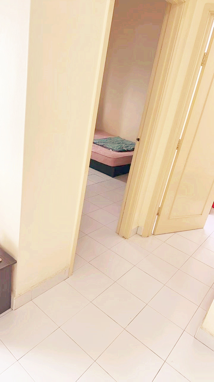 University Place, RM 1300 - photo 4