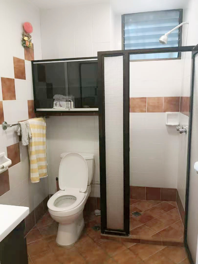 Marina Tower, RM 1650 - photo 3
