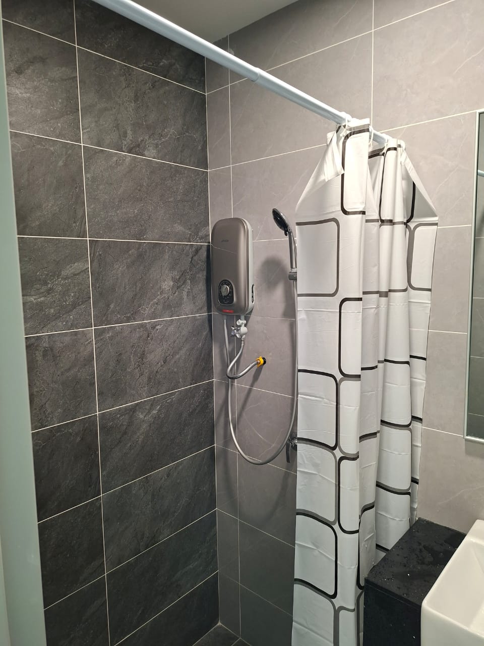 Lucerne, Studio RM 1200 - photo 3