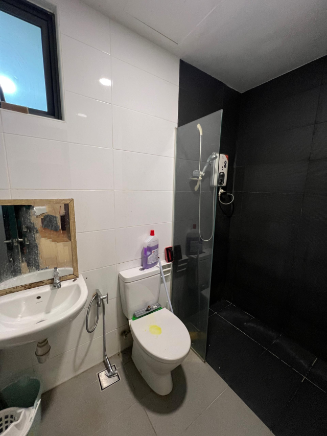 Utropolis Suites 1 Glenmarie Shah Alam by Jr Tey - photo 9
