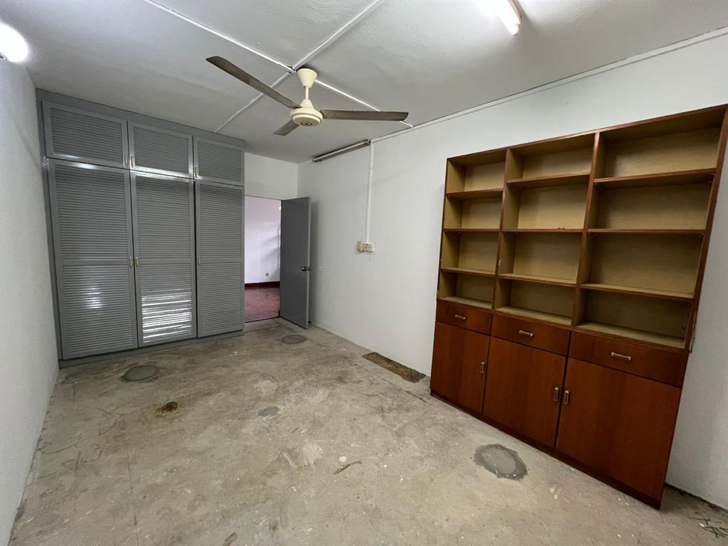 flat Pkns Seksyen 6 Shah Alam WTL by Jr - photo 5