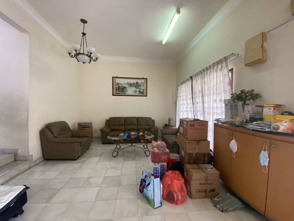 Corner Jln Kubah Bukit Jelutong House by Emily - photo 4