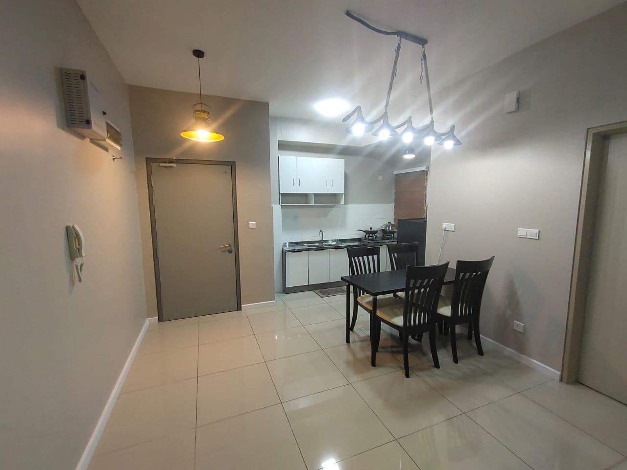 Suria Residence Bukit Jelutong Shah Alam by Jr - photo 2