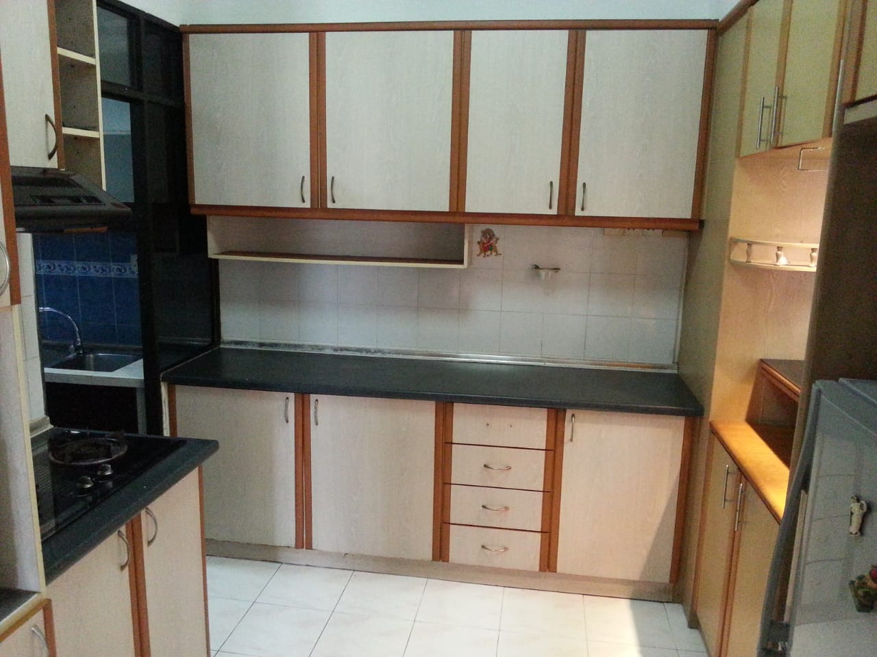 Midlands condo 1700 ...