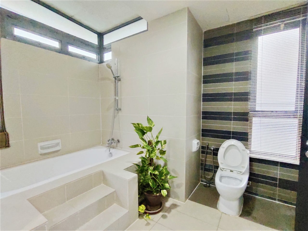 Bungalow Bangi Lakehills Villa Bangi - photo 10