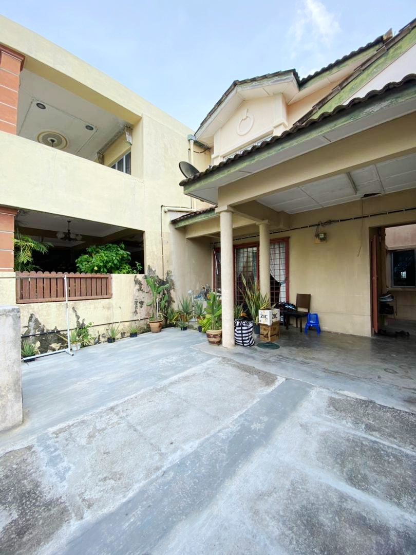 2 Storey Terrace, Seksyen 8, Bandar Baru Bangi - photo 3
