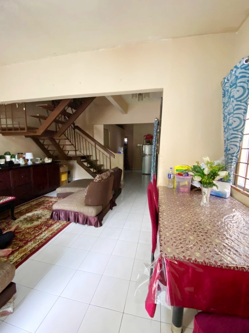 2 Storey Terrace, Seksyen 8, Bandar Baru Bangi - photo 4