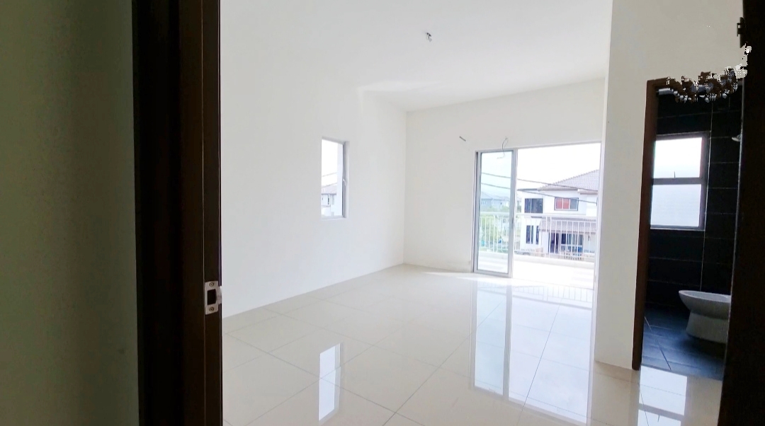 Taman Desiran Bayu Puchong - photo 12