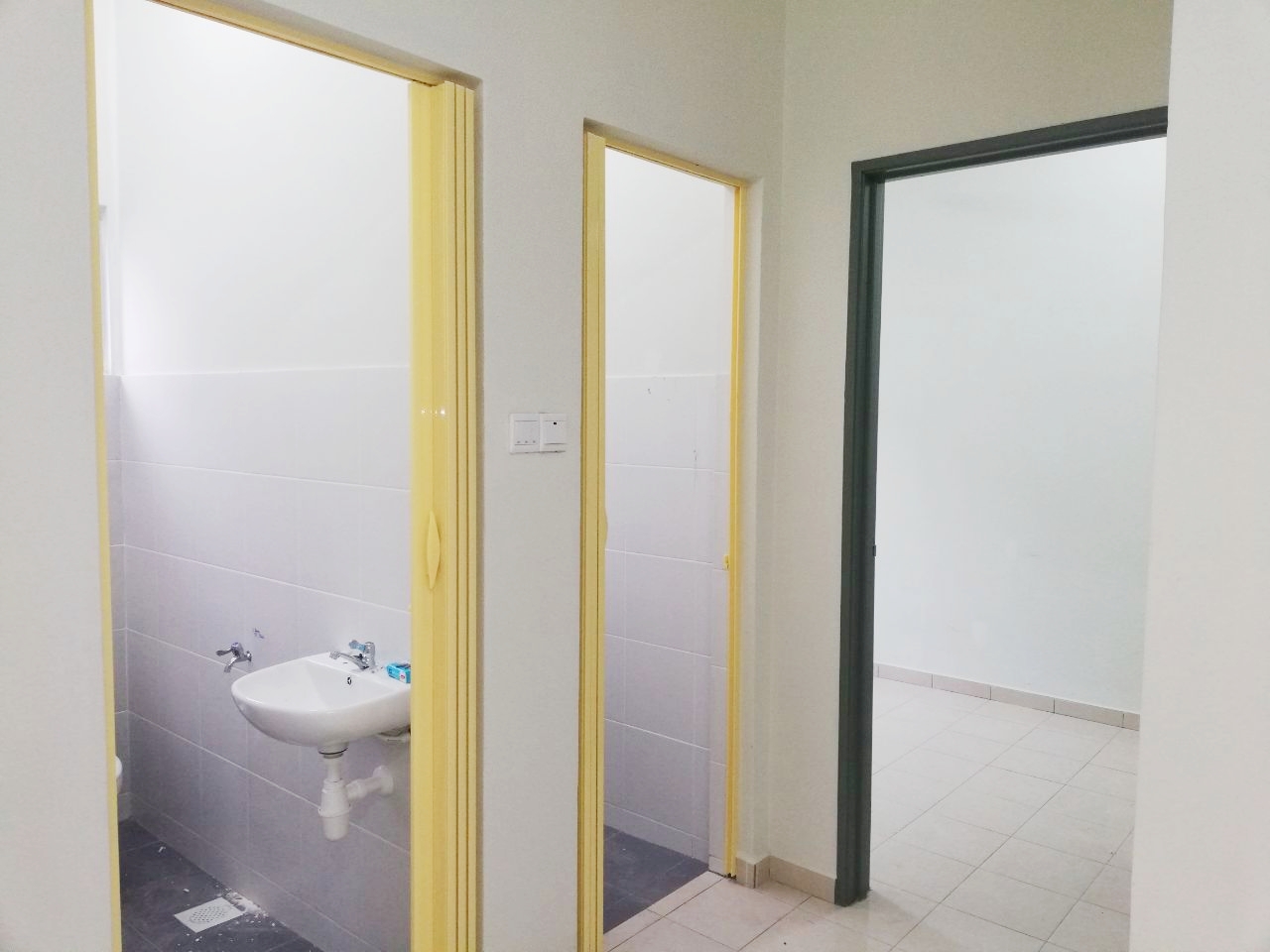 Townhouse Taman Bukit Mantin - photo 9
