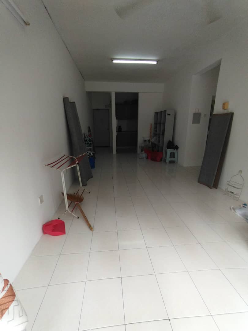 Taman Mawar Apartment - photo 2
