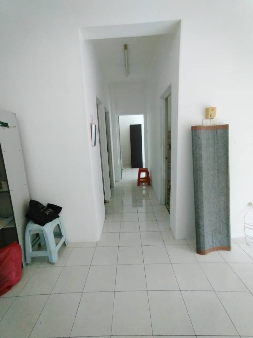 Taman Mawar Apartment - photo 4