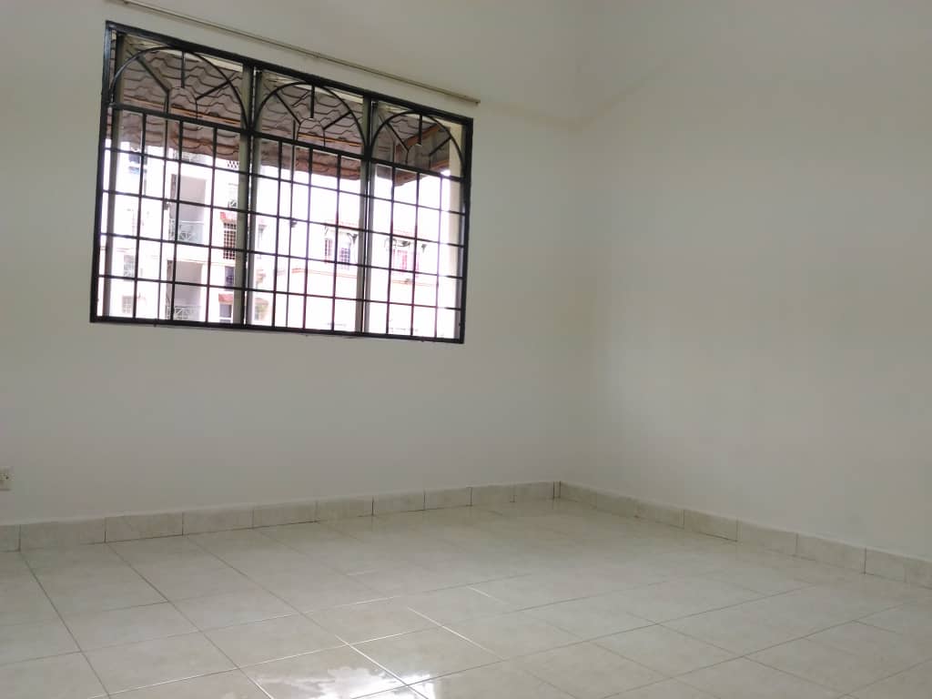 Lotus Apartment - photo 2