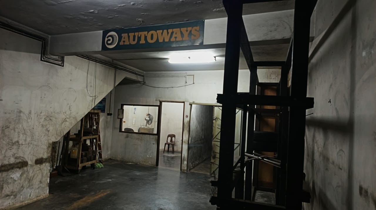 Old Klang Road Shop - photo 2