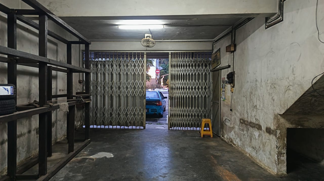 Old Klang Road Shop - photo 3