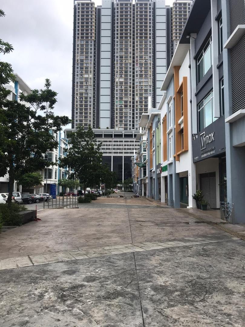 The Atmosphere, Seri Kembangan - photo 3