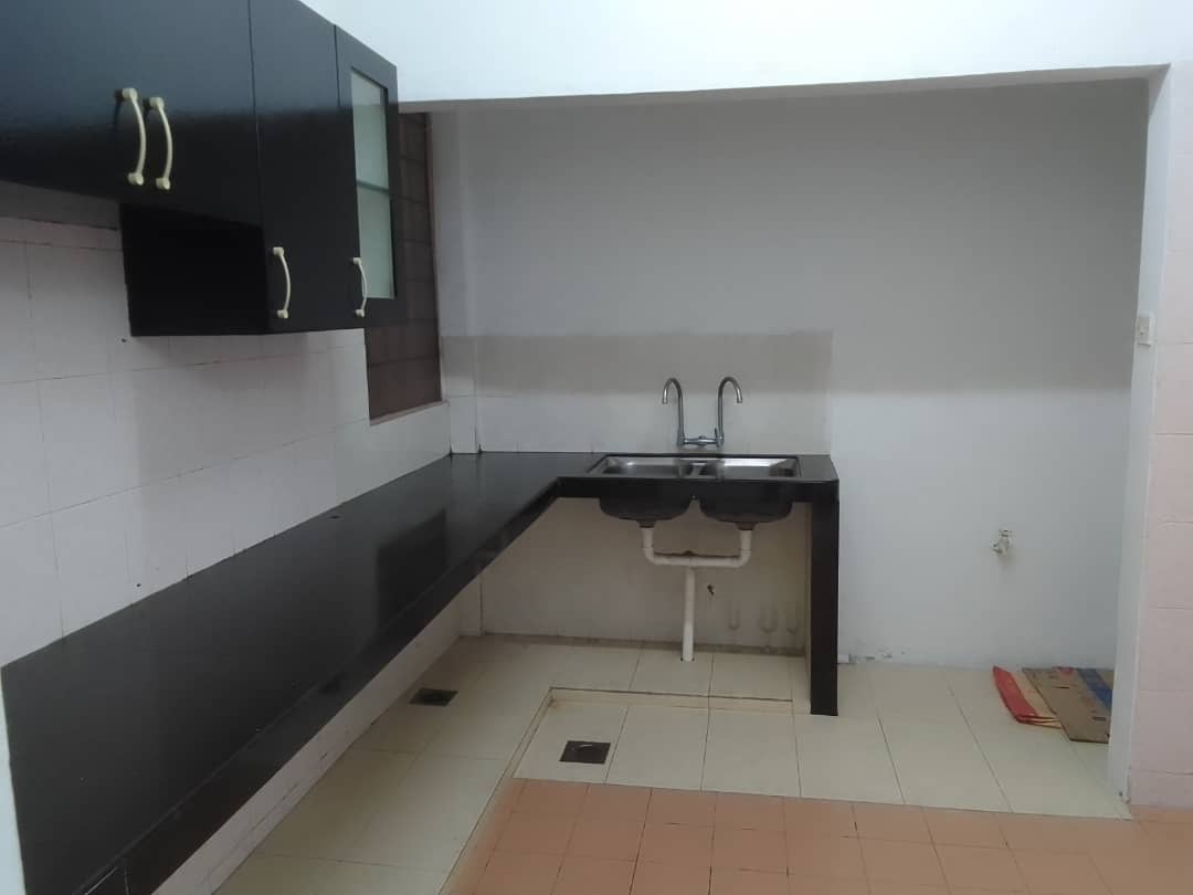 Lotus Apartment - photo 4