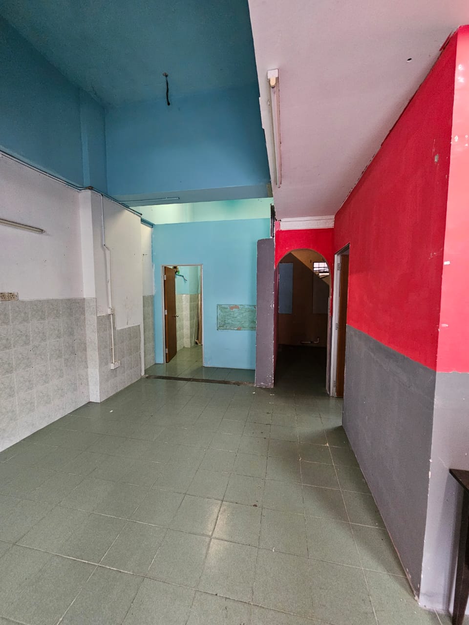 Desa Mentari 2 Apartment Shop - photo 3