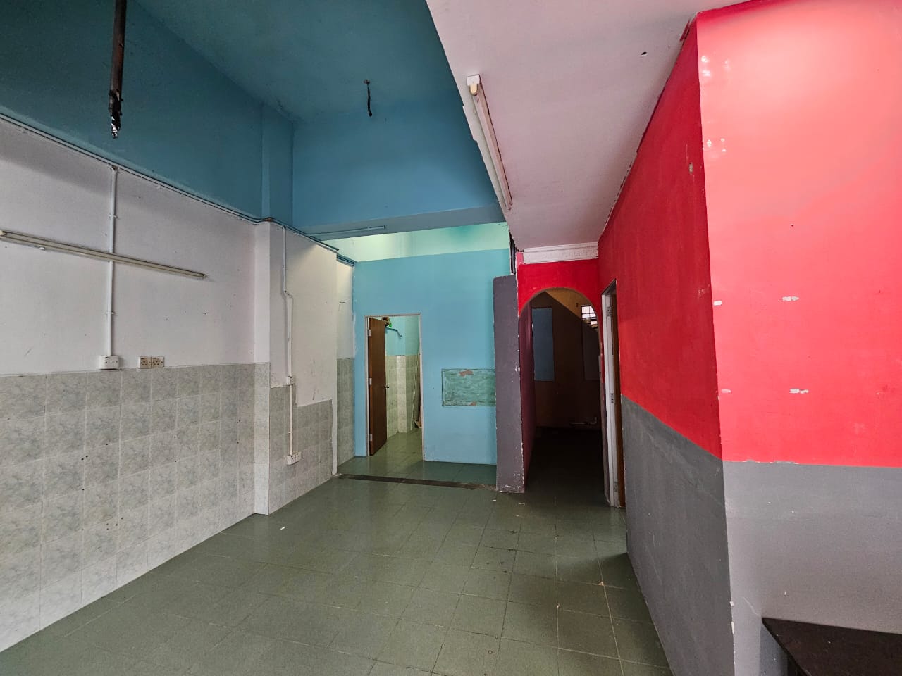 Desa Mentari 2 Apartment Shop - photo 4