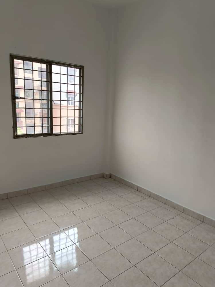 Lotus Apartment - photo 8