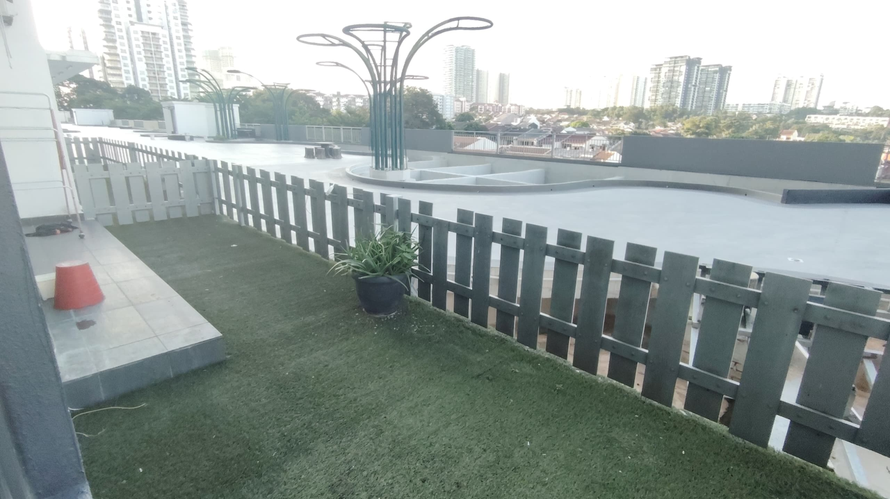 Palace Court Condo - photo 3